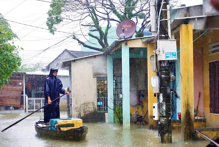 Khu vực miền Trung mưa lớn, ngập nhiều nơi