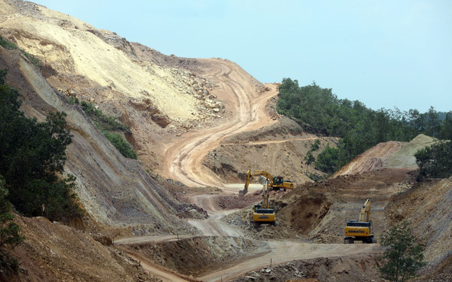 Cấp phép khai thác khoáng sản làm vật liệu xây dựng cao tốc Bắc - Nam phía Đông