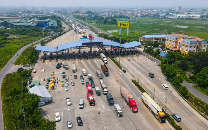 Bộ GTVT: Không để xảy ra ùn tắc giao thông tại các trạm thu phí dịp Tết