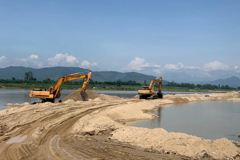 Hàng loạt sai phạm trong cấp phép, quản lý khoáng sản