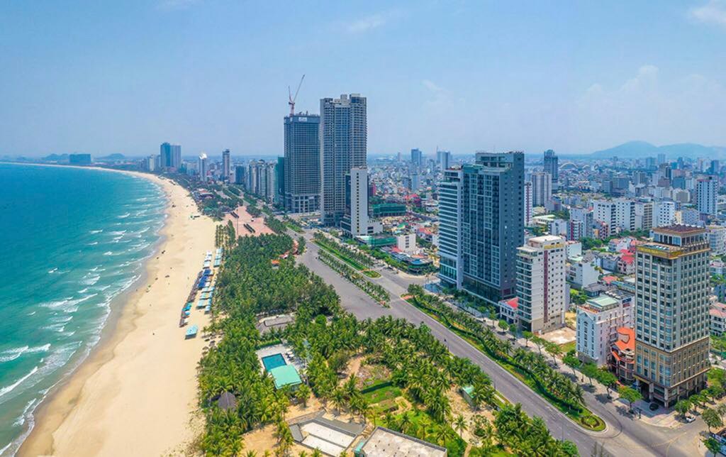 Phát triển bền vững đô thị biển tại Việt Nam