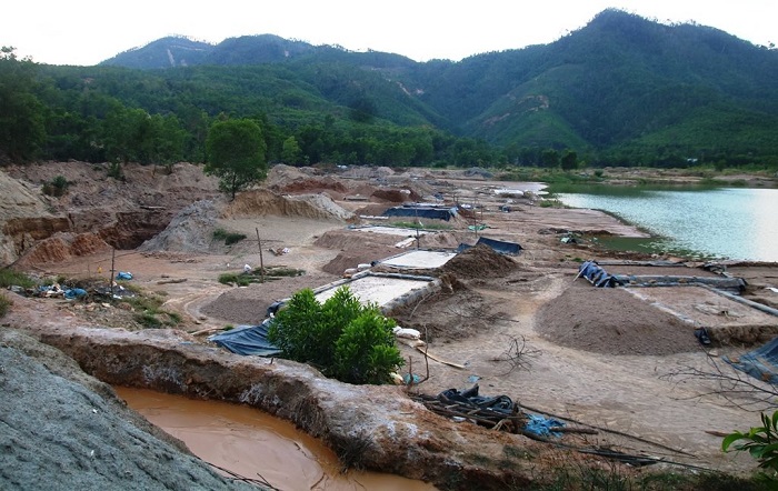 Phục hồi khu vực khai thác, bảo vệ tài nguyên khoáng sản