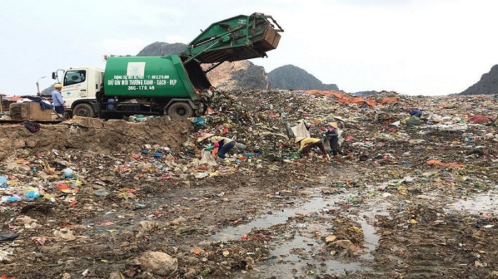 Tăng cường giám sát công tác thu gom, vận chuyển, xử lý chất thải rắn sinh hoạt