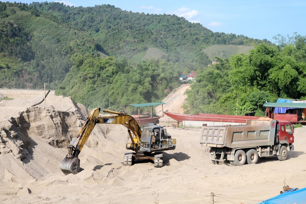 Siết chặt quản lý khai thác tài nguyên khoáng sản
