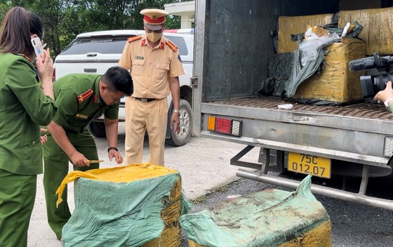 Liên tiếp phát hiện hàng tấn sản phẩm từ động vật không rõ nguồn gốc