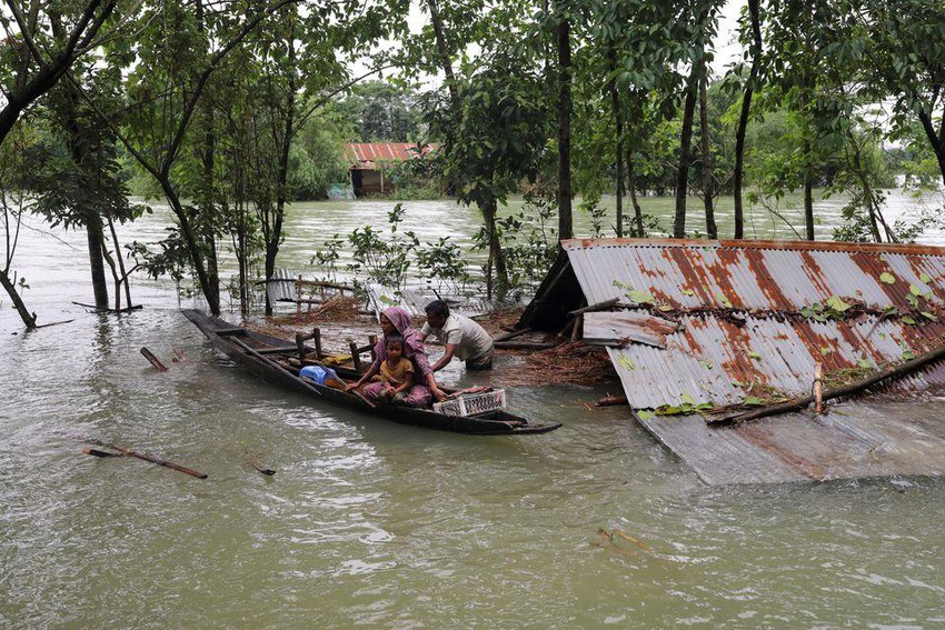 Mưa lũ nghiêm trọng tại Ấn Độ và Bangladesh