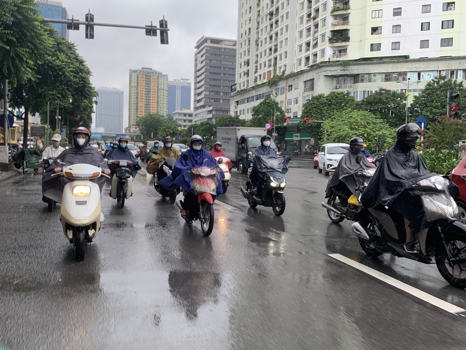 Bắc Bộ mưa rào rải rác, chuẩn bị đón đợt không khí lạnh