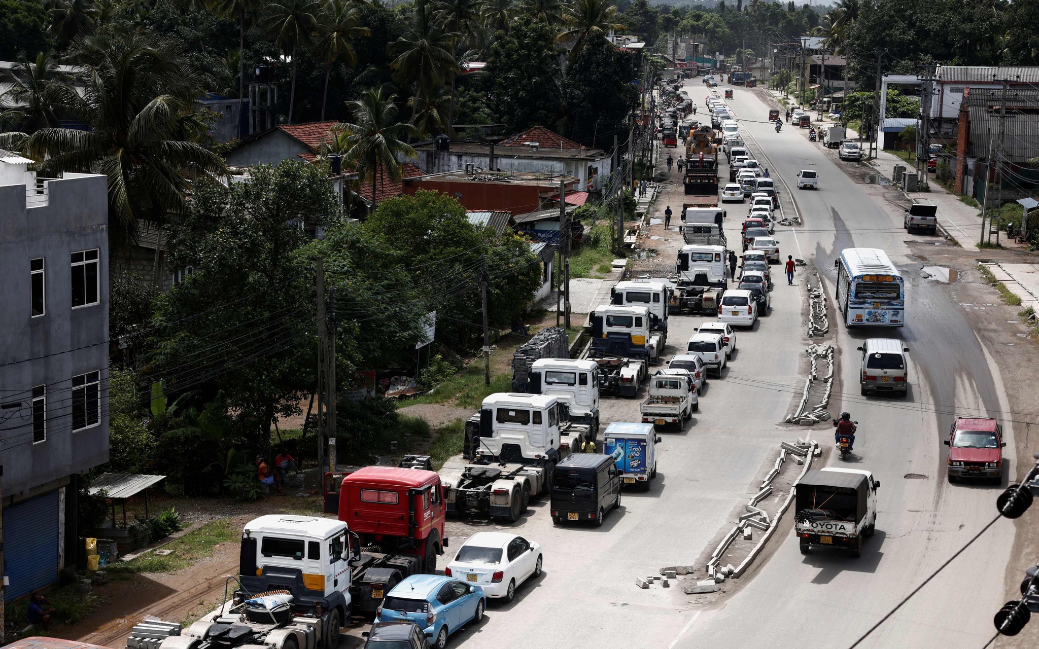 Sri Lanka đối mặt với tình trạng cạn kiệt nhiên liệu