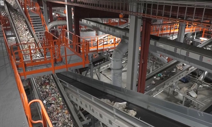 Thụy Điển vận hành nhà máy phân loại rác nhựa lớn nhất thế giới