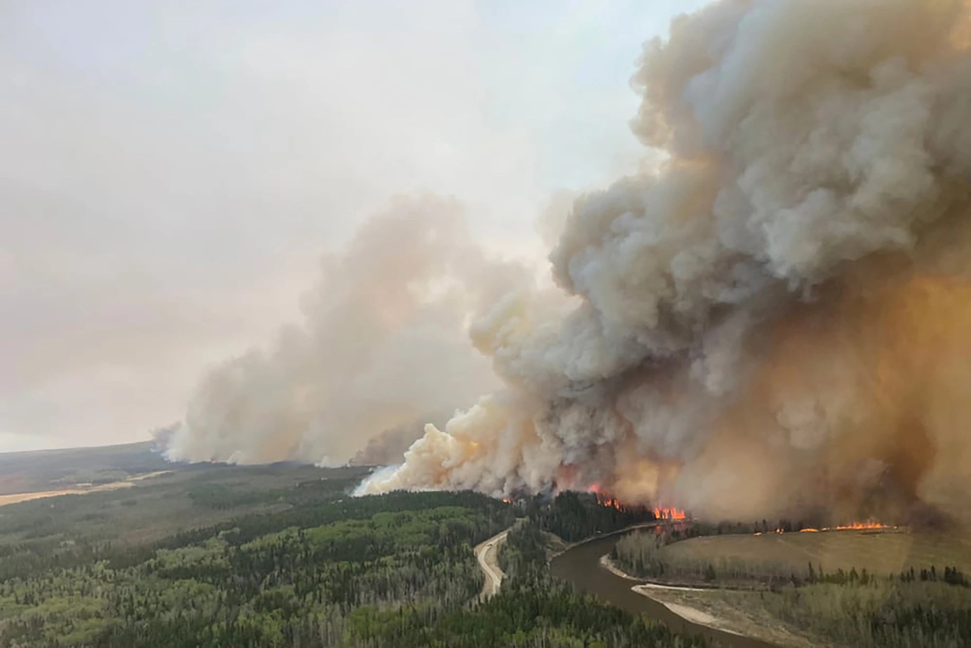 Canada đối diện với nguy cơ cháy rừng nghiêm trọng