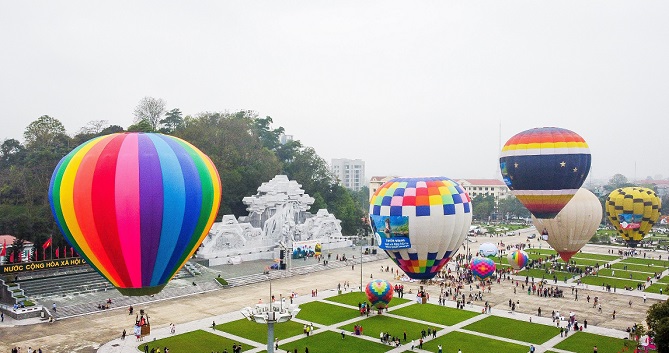 Lễ hội Khinh khí cầu quốc tế tại Tuyên Quang