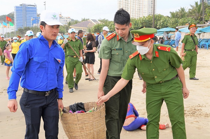 Nâng cao năng lực bảo vệ môi trường, ứng phó với biến đổi khí hậu cho lực lượng công an