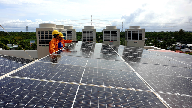 Đề xuất cơ chế, chính sách khuyến khích phát triển điện mặt trời mái nhà