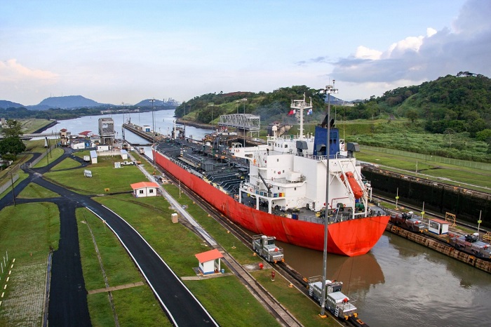 Kênh đào Panama duy trì hạn chế lượng tàu qua lại