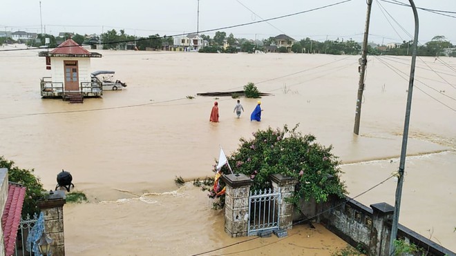 Quảng Trị chủ động triển khai phương án ứng phó mưa lũ, sạt lở đất