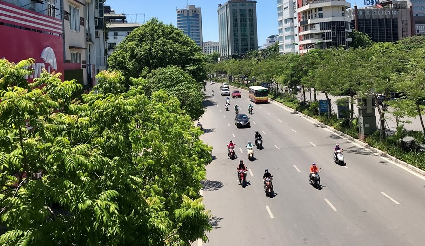 Tin thời tiết ngày 16/6: Bắc Bộ ngày nắng nóng, chiều tối mưa dông