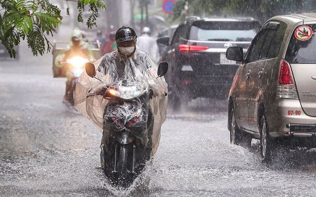 Tin thời tiết ngày 24/6: Khu vực Bắc Bộ, Bắc Trung Bộ mưa lớn