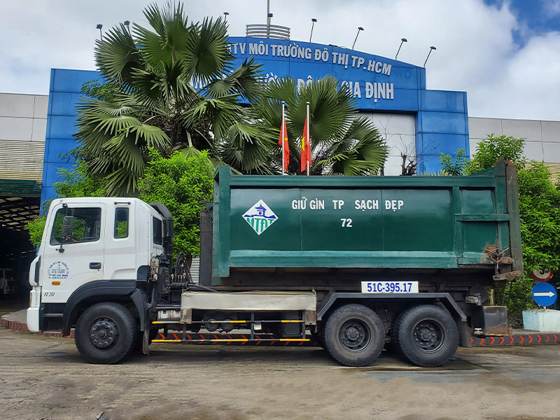 TP. HCM: Quy định thời gian và tuyến đường vận chuyển chất thải nguy hại