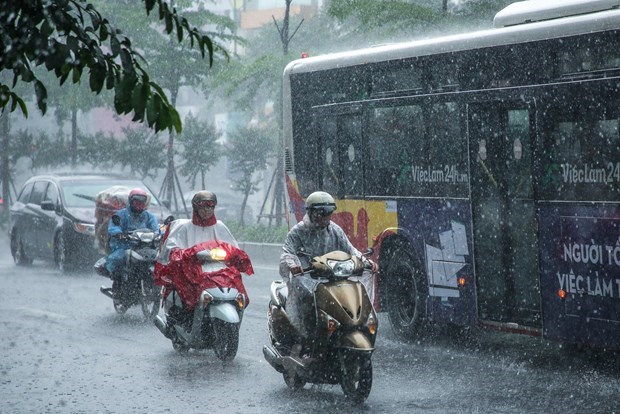 Tin thời tiết ngày 21/5: Bắc Bộ ngày nắng, Trung và Nam Bộ mưa dông