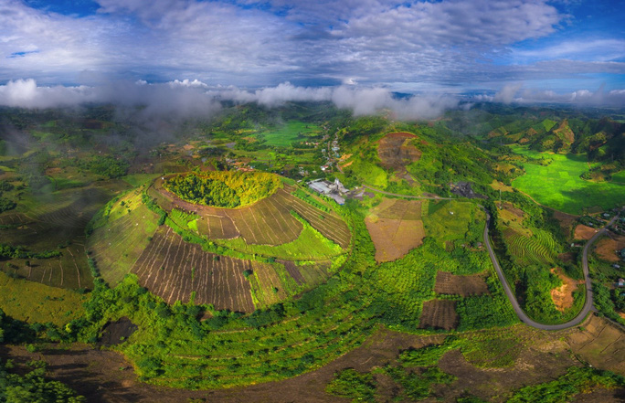 Vẻ đẹp của 5 miệng núi lửa ở Công viên địa chất toàn cầu Đắk Nông
