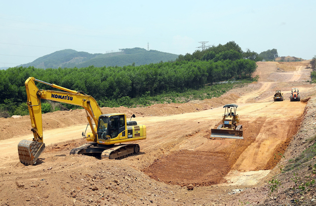 Ngăn tình trạng tranh giành mỏ vật liệu làm dự án cao tốc Bắc-Nam