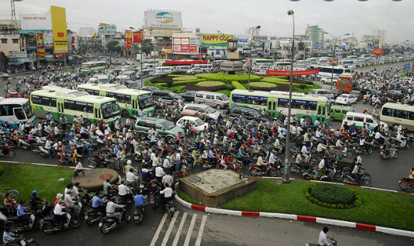 TP. HCM: Xe buýt sẽ chuyển đổi sử dụng nhiên liệu “xanh” từ năm 2050