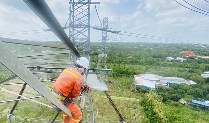 Cần nghiên cứu phương án nâng tỉ lệ mua điện dư phát lên lưới điện quốc gia