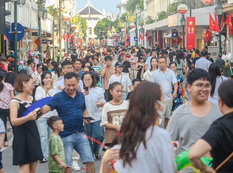 Hà Nội nêu giải pháp giúp hoàn thành chỉ tiêu phát triển KT-XH năm 2024