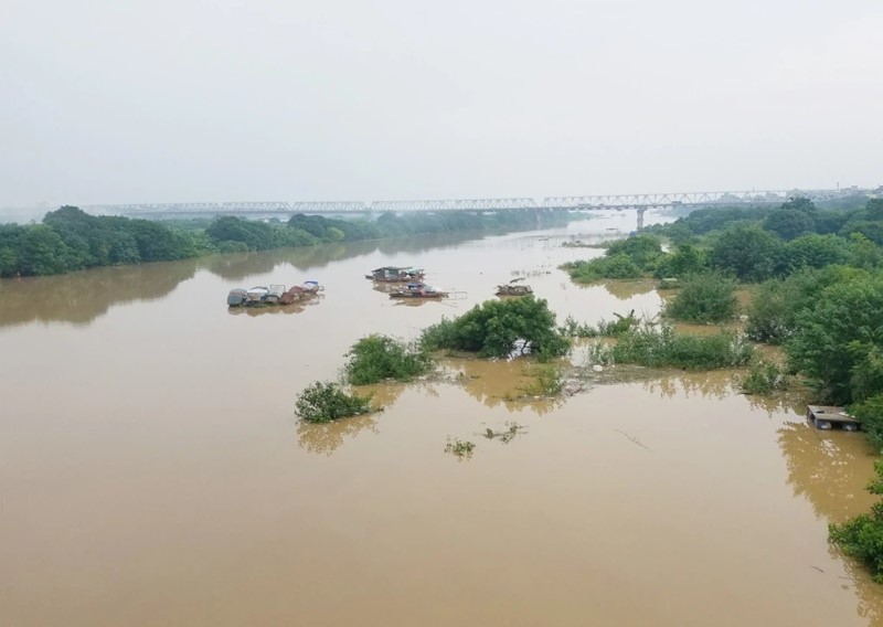 Khoanh vùng khu vực hành lang thoát lũ trong quy hoạch hai bên sông Hồng