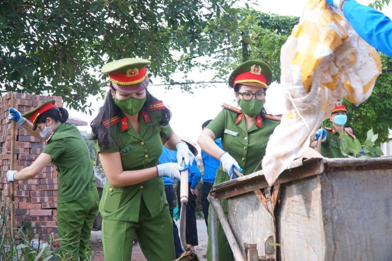 Công an các địa phương phải thu gom và xử lý chất thải đạt chuẩn trước khi xả ra nguồn tiếp nhận