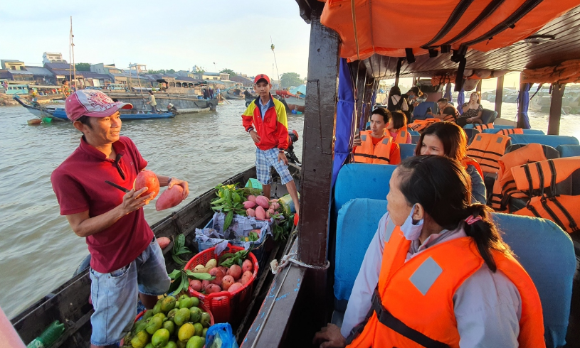 Lượng khách du lịch đến Cần Thơ trong dịp Tết Nguyên đán tăng mạnh