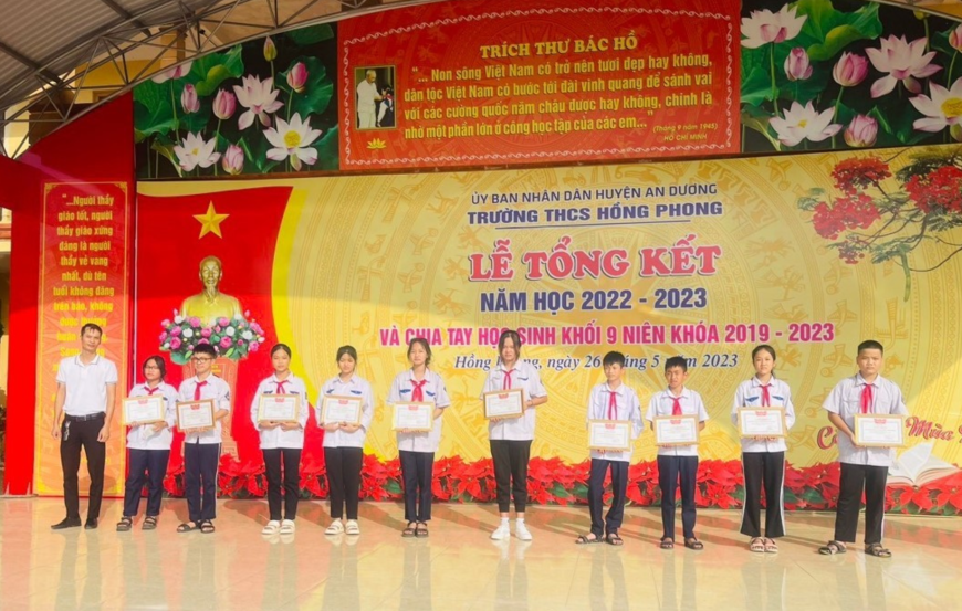 Hải Phòng: Trường THCS Hồng Phong tổng kết năm học 2022-2023 và triển khai nhiệm vụ hè năm 2023
