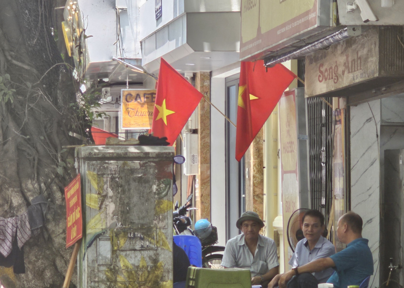 [Photo Story] Hà Nội trang hoàng rực rỡ chào mừng 78 năm Cách mạng tháng Tám và Quốc khánh 2/9