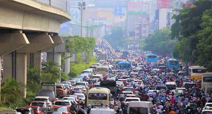 Hà Nội: Đặt mục tiêu giải quyết các điểm đen ùn tắc giao thông