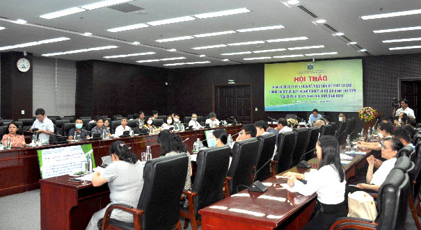 VACNE: Thúc đẩy doanh nghiệp và hộ gia đình thu gom, vận chuyển, xử lý chất thải rắn sinh hoạt