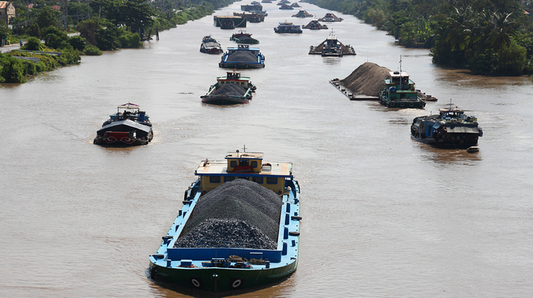 Khánh Hoà: Thiết lập cơ chế phối hợp quản lý giao thông đường thủy nội địa