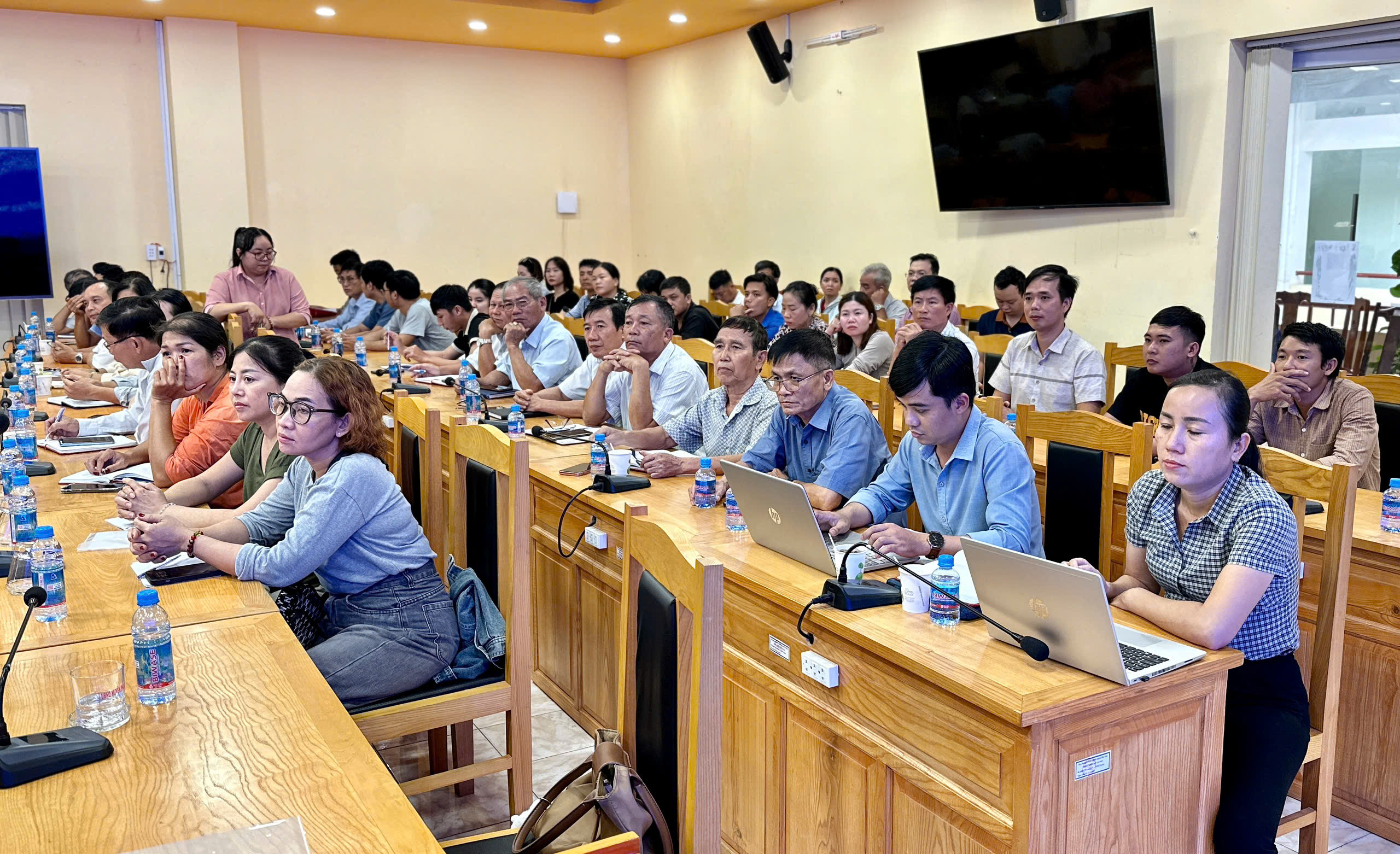 Phú Giáo triển khai tập huấn điều tra dữ liệu người lao động năm 2025