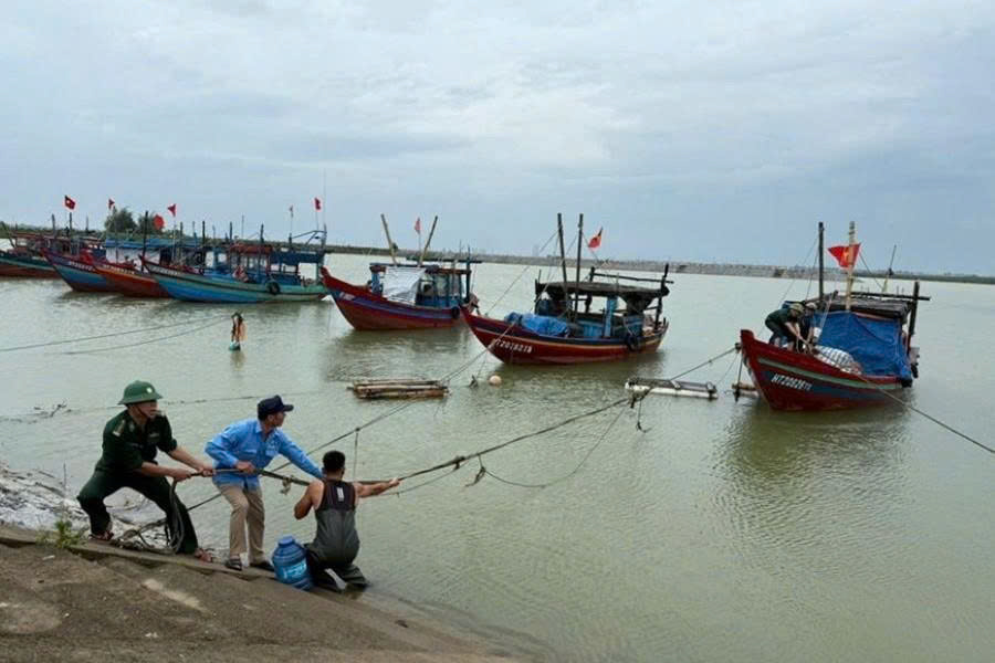 Hà Tĩnh cấm biển ứng phó bão số 5