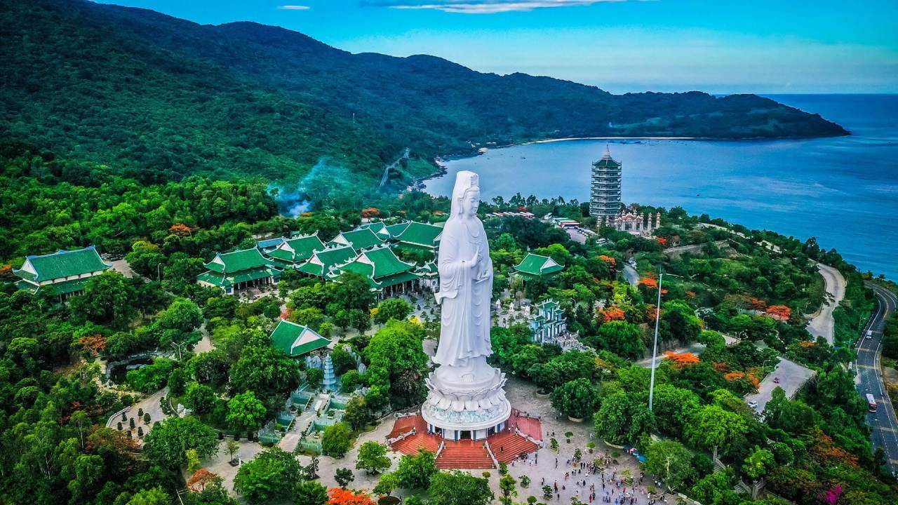 Mở lại tuyến tham quan, dã ngoại ở bán đảo Sơn Trà
