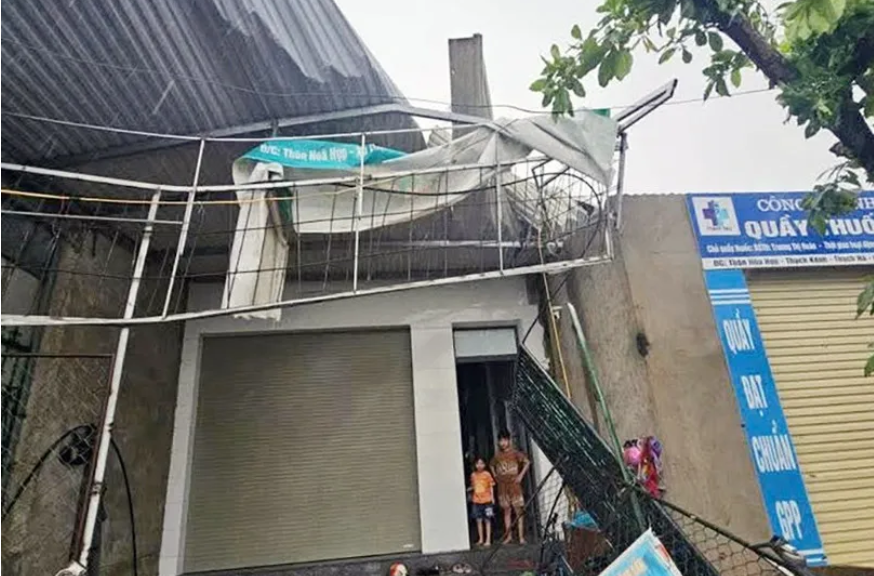 Ảnh hưởng bão số 10: Hà Tĩnh bước đầu ghi nhận thiệt hại do lốc xoáy