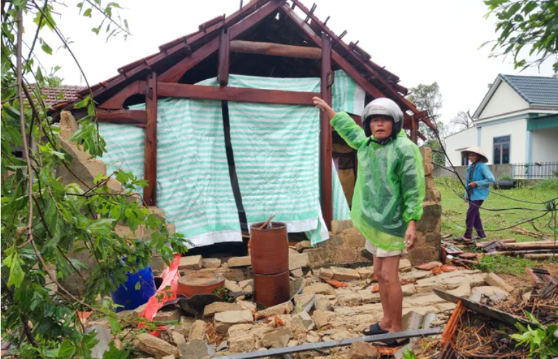 Bão số 10 gây thiệt hại nặng nề về người và tài sản