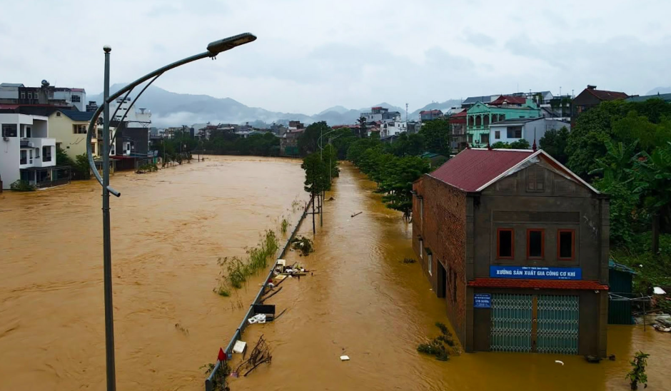 Lạng Sơn thiệt hại nặng nề do bão số 11