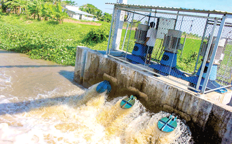 Linh hoạt trong vận hành công trình thủy lợi, chủ động ứng phó xâm nhập mặn