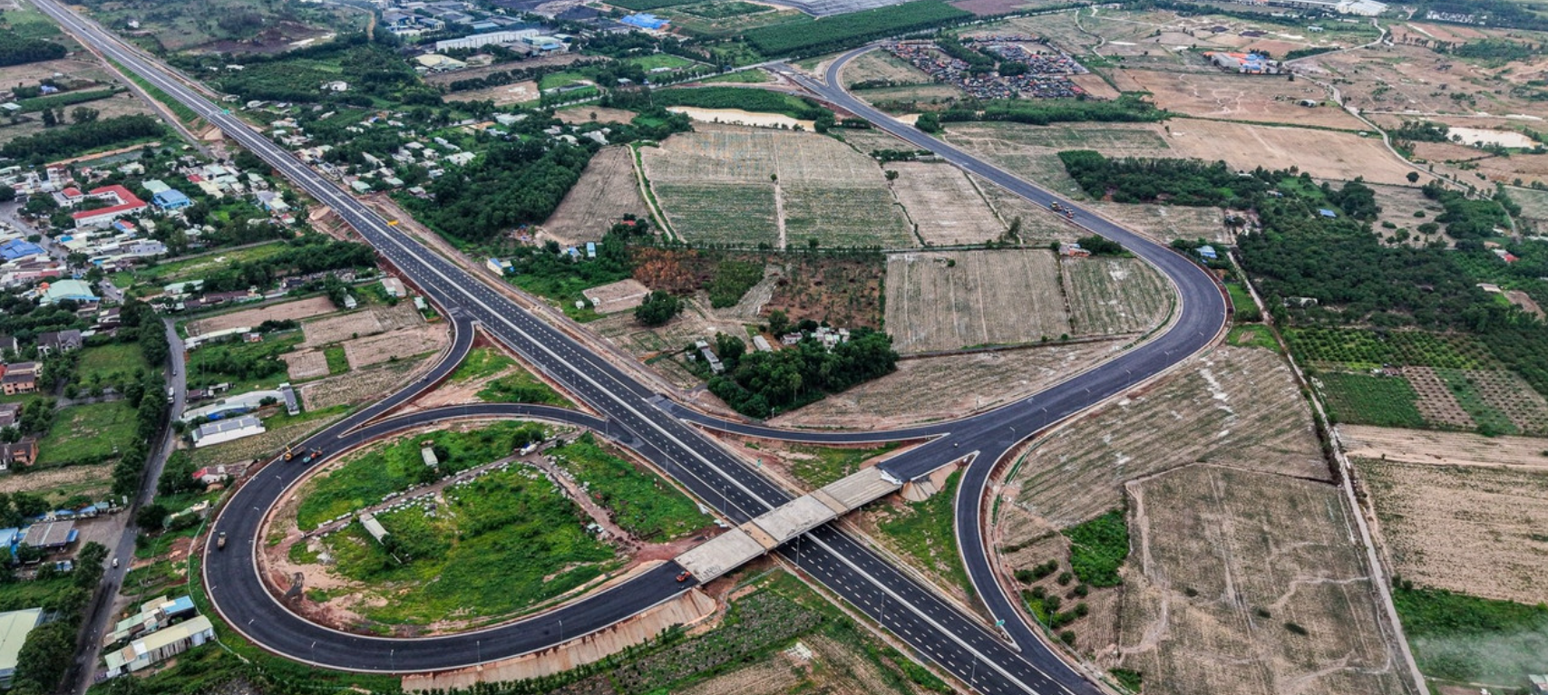 Nâng công suất mỏ đá cung ứng vật liệu cho 5 dự án giao thông trọng điểm ở TP. HCM