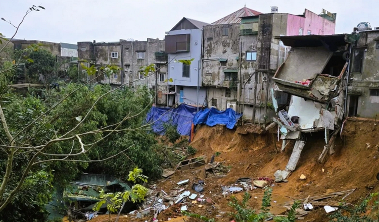 Chính phủ hỗ trợ khẩn cấp tỉnh Quảng Trị 8 tỷ đồng khắc phục sạt lở tại Khe Sanh