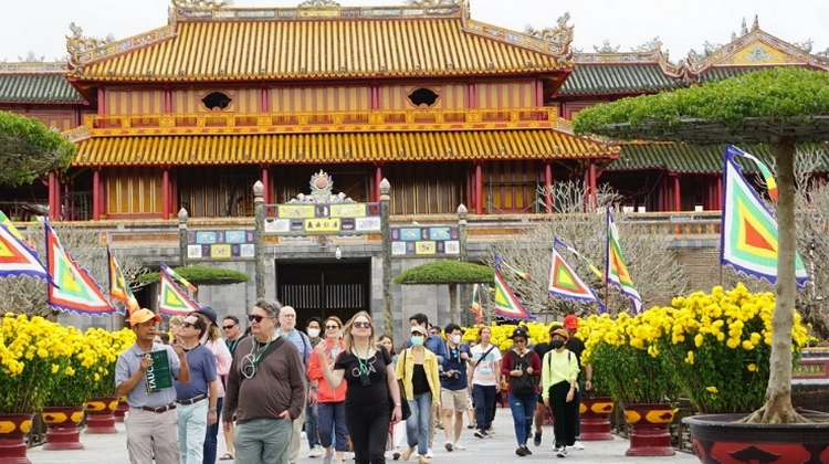Du lịch Huế thắng lớn trong ngày đầu năm mới