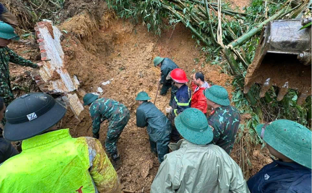 Sa Pa: Sạt lở đất nghiêm trọng khiến 1 người tử vong