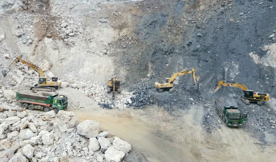 Siết chặt quản lý hoạt động khai thác mỏ đá tại xã Phong Hải