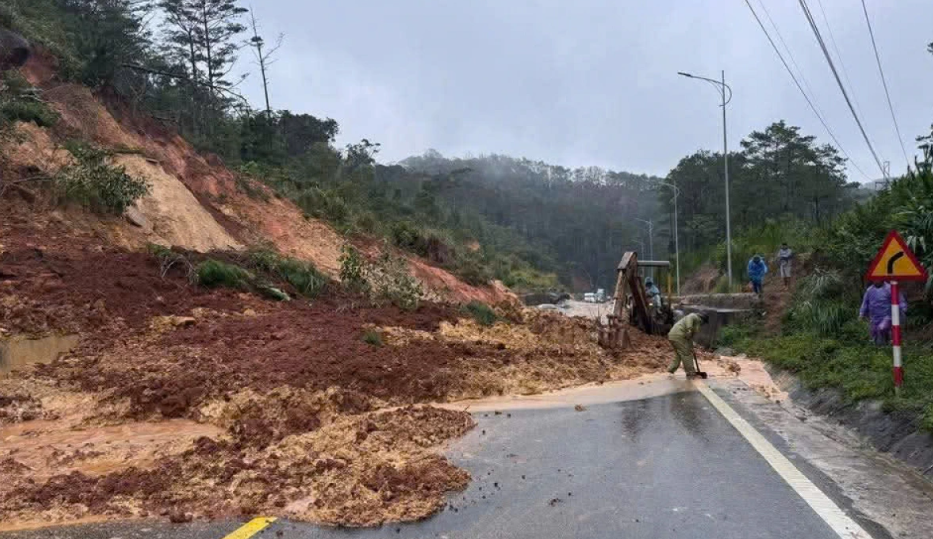 Quảng Ngãi: Ước tính thiệt hại khoảng 300 tỷ đồng do thiên tai