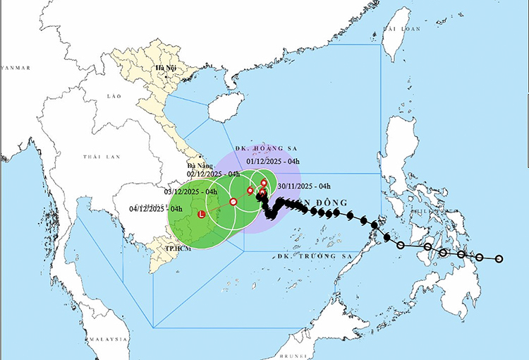 Thời tiết ngày 30/11: Bão số 15 tiếp tục suy yếu khi tiến vào đất liền
